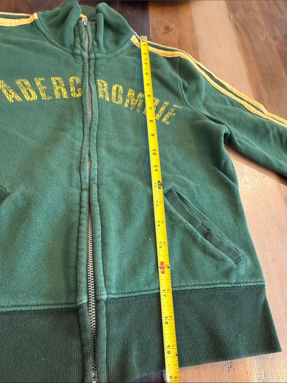 Abercrombie & Fitch Y2 K Green and Yellow Zip-Front Women's Sweater